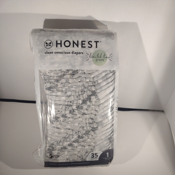 Honest Clean Conscious Diapers Limited Time Winter Print 35 Count Size 1.New i - Picture 7 of 7